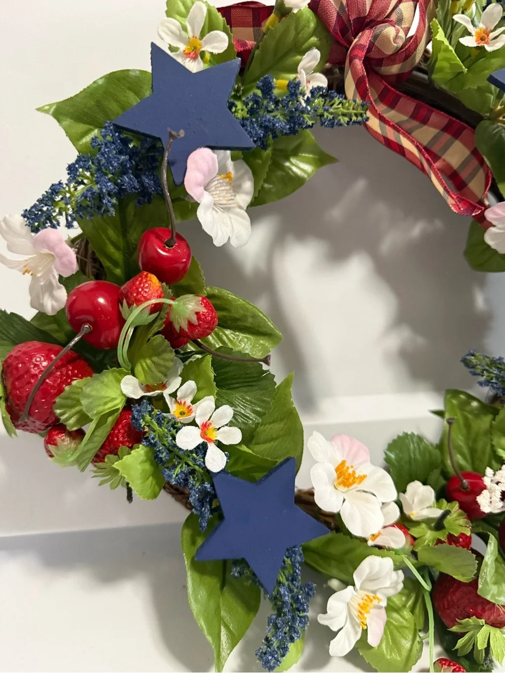 Avon Vintage Gift Collection Americana Patriotic Wreath 2002